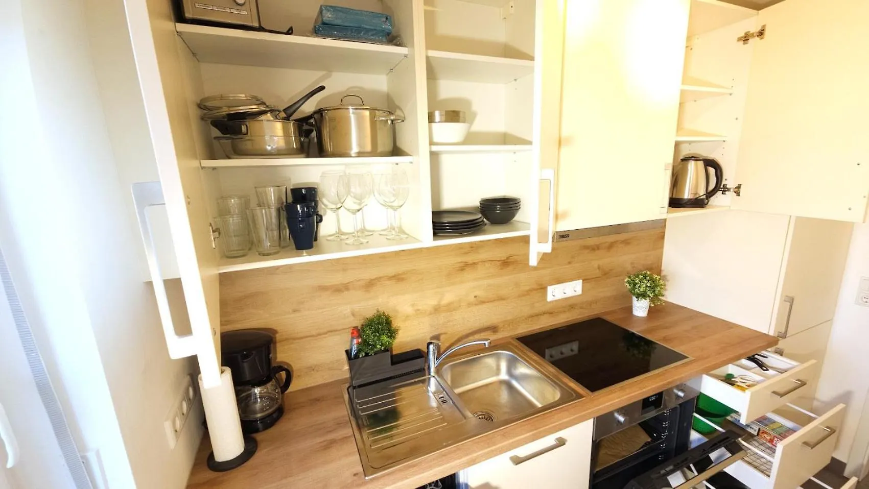 Amazing, Spacious Apartment In Excellent Location Monaco di Baviera